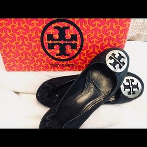 Tory Burch ‘Reva’ Ballet Flat - Black & Gold